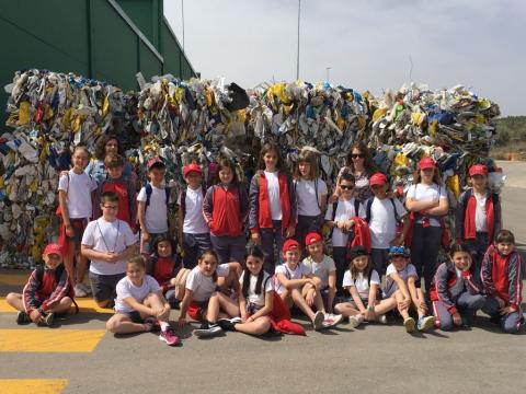 Alumnes a la planta de Cervera