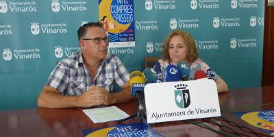 Regidor de Comerç Domènec Fontanet amb la presidenta de l'ACV Maria Ángeles Pereda