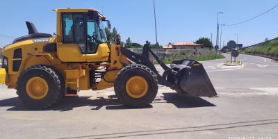 Vinaròs incorpora dos vehículos nuevos para el mantenimiento de las playas
